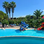 Villaggio Centro Vacanze De Angelis Resort Numana