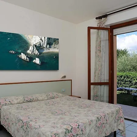 Villaggio Centro Vacanze De Angelis Lodge