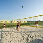 Resort Villaggio Centro Vacanze De Angelis 4*