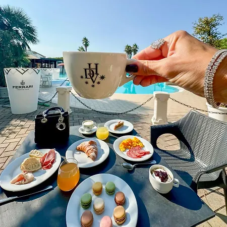 Resort Villaggio Centro Vacanze De Angelis 4*