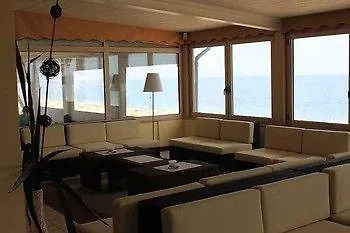 Resort Villaggio Centro Vacanze De Angelis 4*