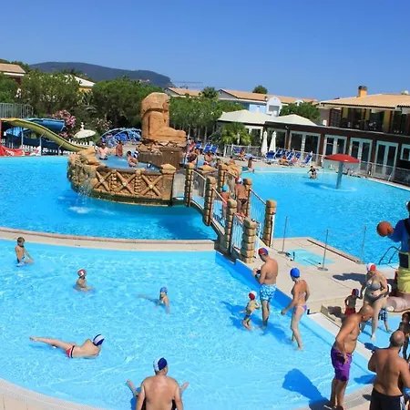 Villaggio Centro Vacanze De Angelis Resort 4*