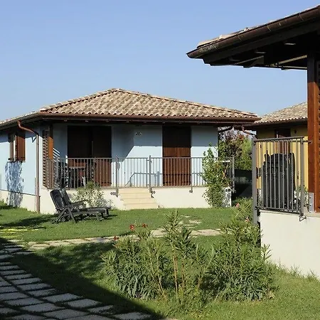 Villaggio Centro Vacanze De Angelis Resort 4*