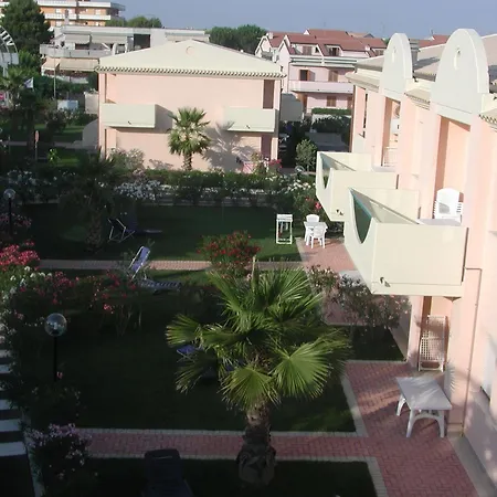 Villaggio Centro Vacanze De Angelis Resort 4*
