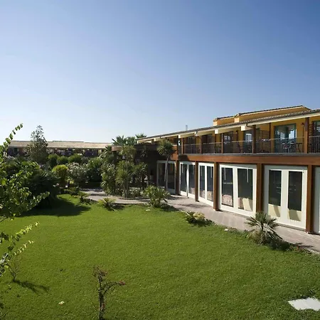 Villaggio Centro Vacanze De Angelis Feriested 4*