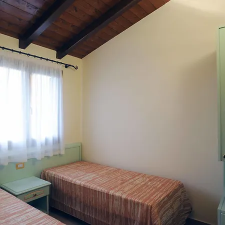 Villaggio Centro Vacanze De Angelis Resort 4*