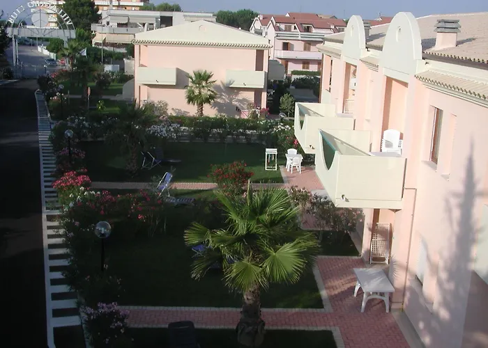 Villaggio Centro Vacanze De Angelis Resort 4*