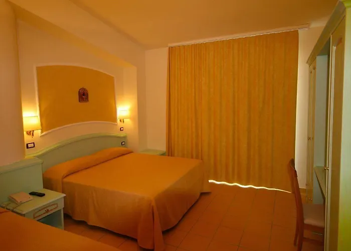 Resort Villaggio Centro Vacanze De Angelis 4*